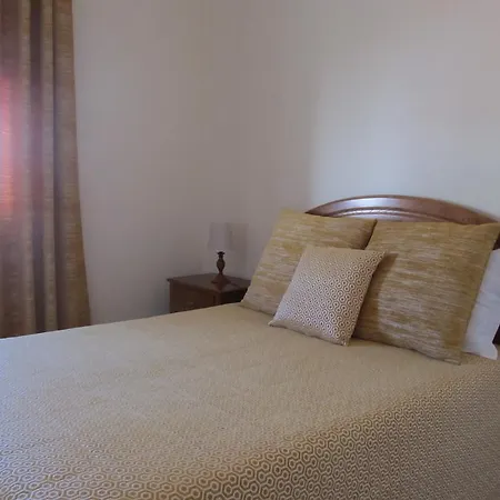 Casa Penedo Do Forno Bed & Breakfast